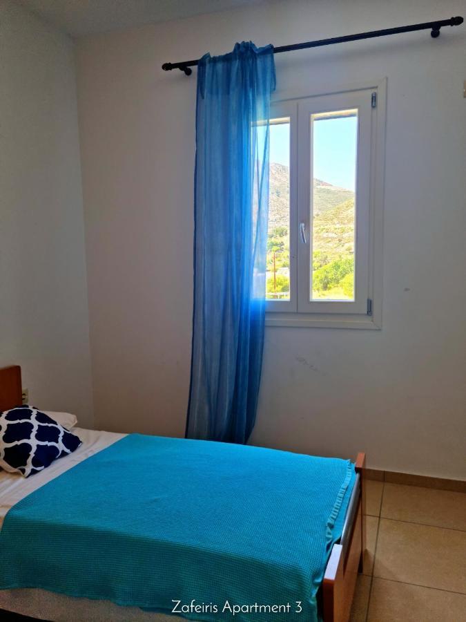 Zafeiris Apartments Livadia  Eksteriør bilde