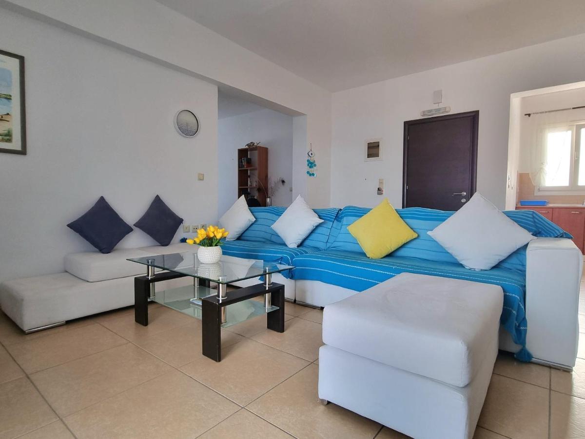 Zafeiris Apartments Livadia  Eksteriør bilde