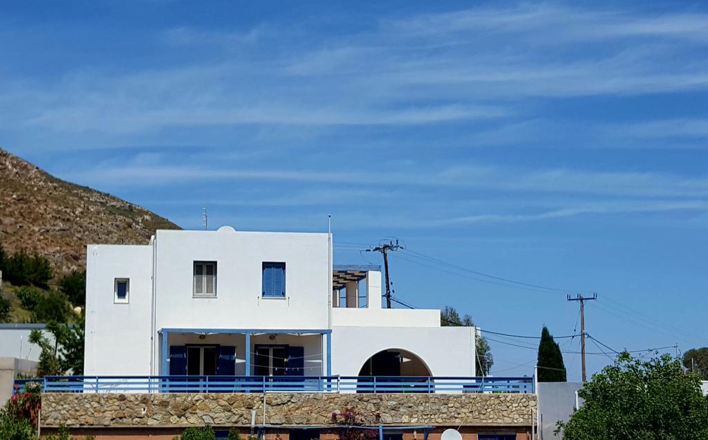 Zafeiris Apartments Livadia  Eksteriør bilde